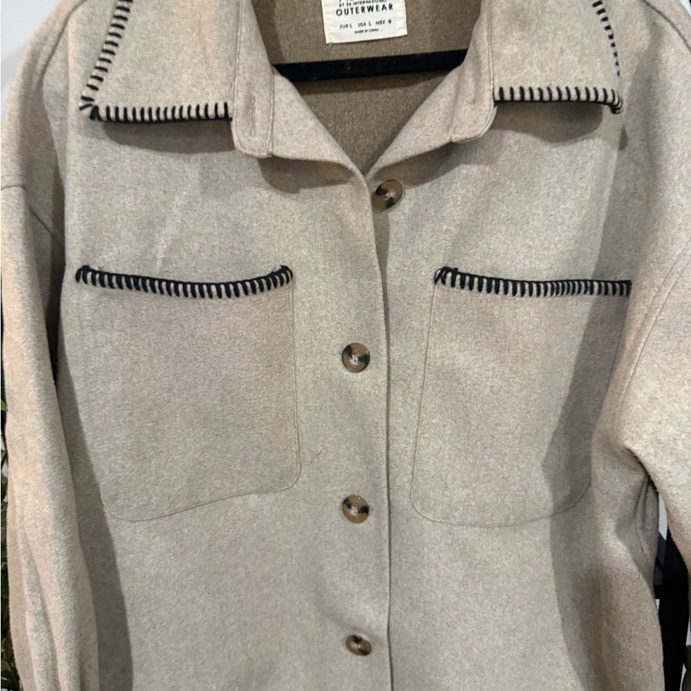 Ashley outerwear Beige Utility Jacket Shacket size large - Picture 5 of 10